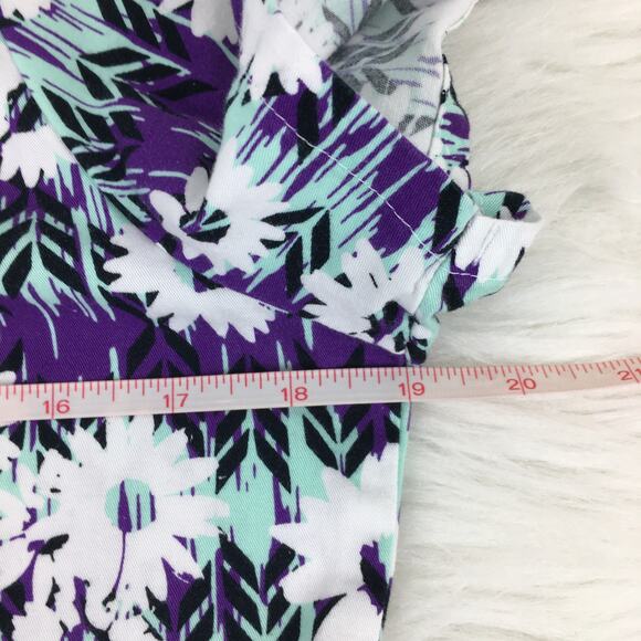 KD110 by Barco Small Floral Print Scrub Top Purple - Picture 9 of 10